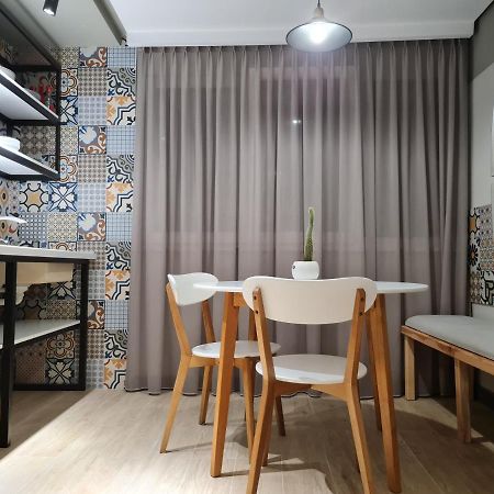 Tam Serviced Studio Apartment Myslym Shyri No1 Тирана Екстериор снимка