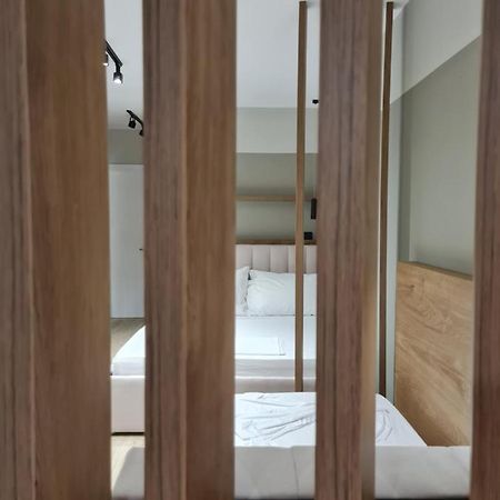 Tam Serviced Studio Apartment Myslym Shyri No1 Тирана Екстериор снимка