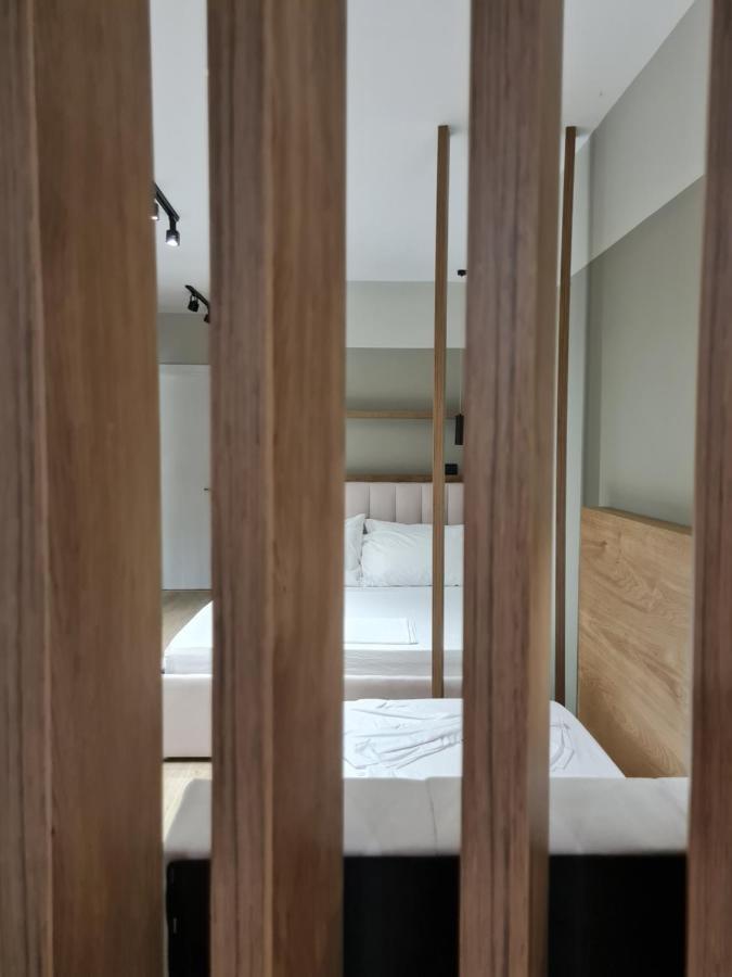 Tam Serviced Studio Apartment Myslym Shyri No1 Тирана Екстериор снимка